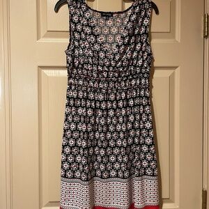 Max Edition Black, White, and Red Sleeveless‎ Geometric V-Neck Dress, Size LP